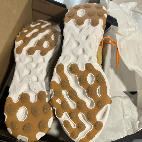 Nike React Sertu Size 11 - Picture 6 of 8